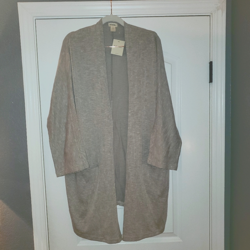 Sweater - Picture 3 of 6